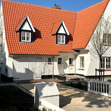 Les Goemons, Family House Holiday home *